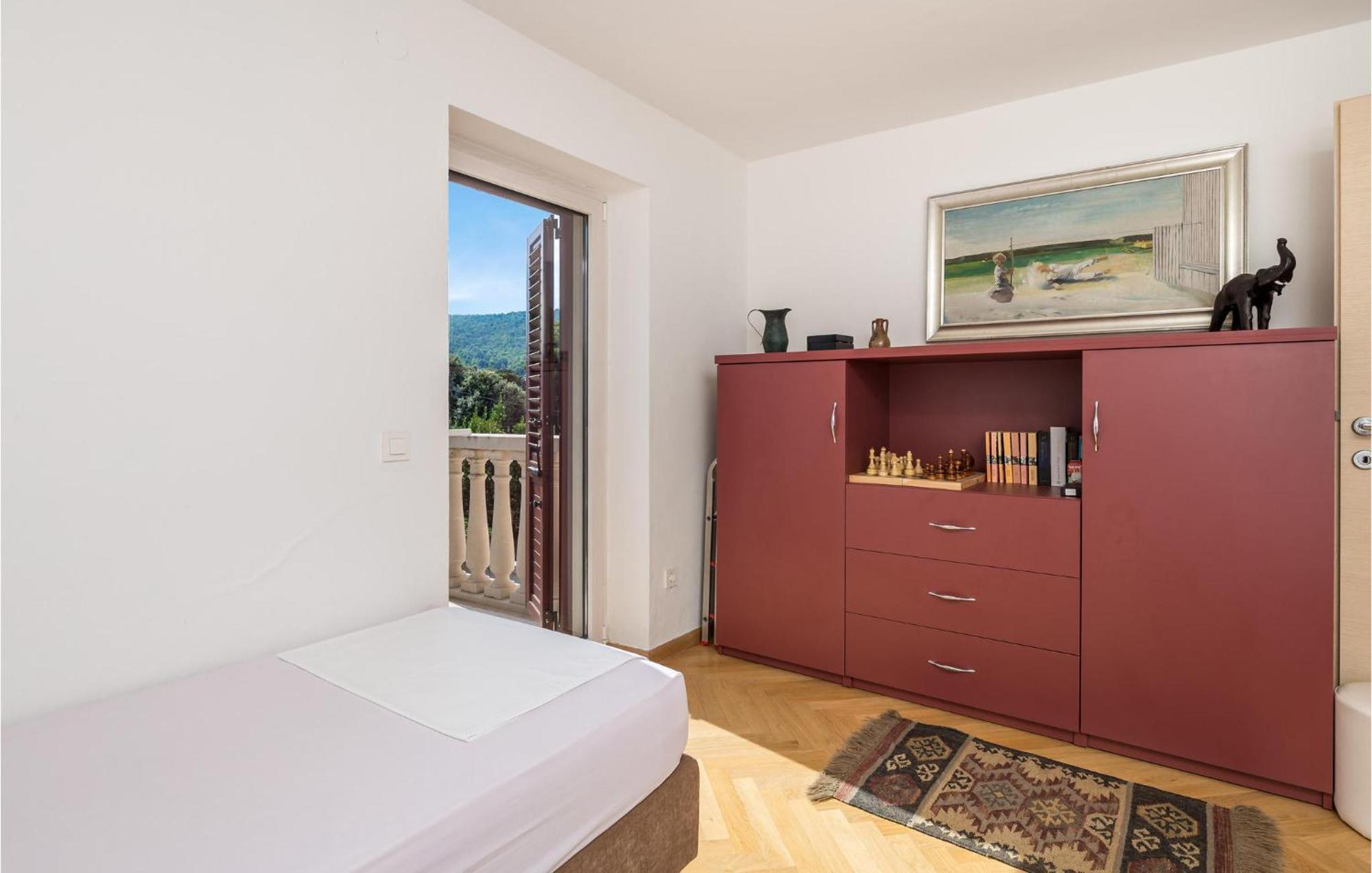 2 Bedroom Awesome Apartment In Veli Lošinj 外观 照片